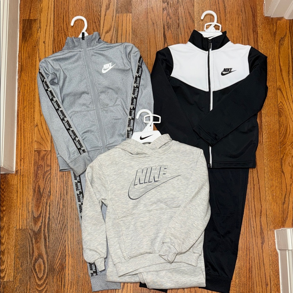 Nike Kids Tracksuit Set in Black, White, and Gray LOT